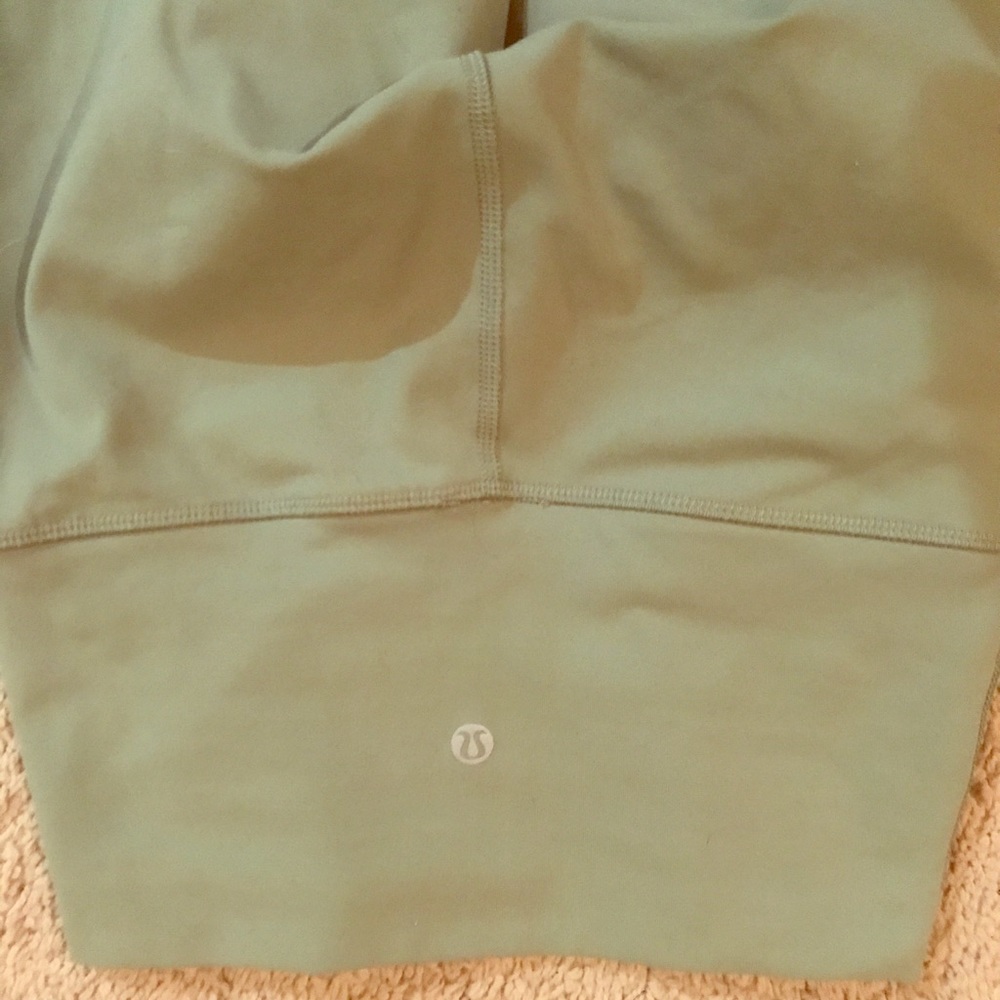 Green lululemon leggings